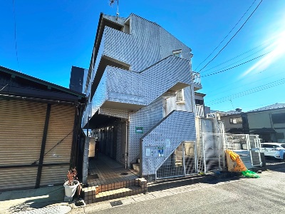 一棟売りマンション 船橋市日の出2丁目 外観写真