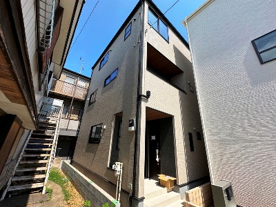 新築一戸建て 船橋市本中山3丁目 外観写真